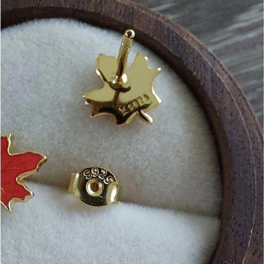 Earrings - Picture 3 of 5